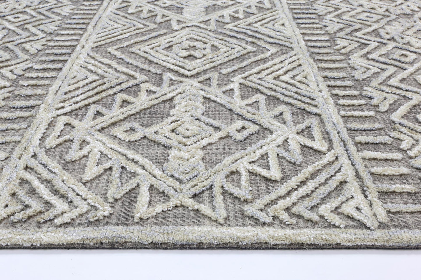 Mirabella Cadiz Ash Contemporary Rug