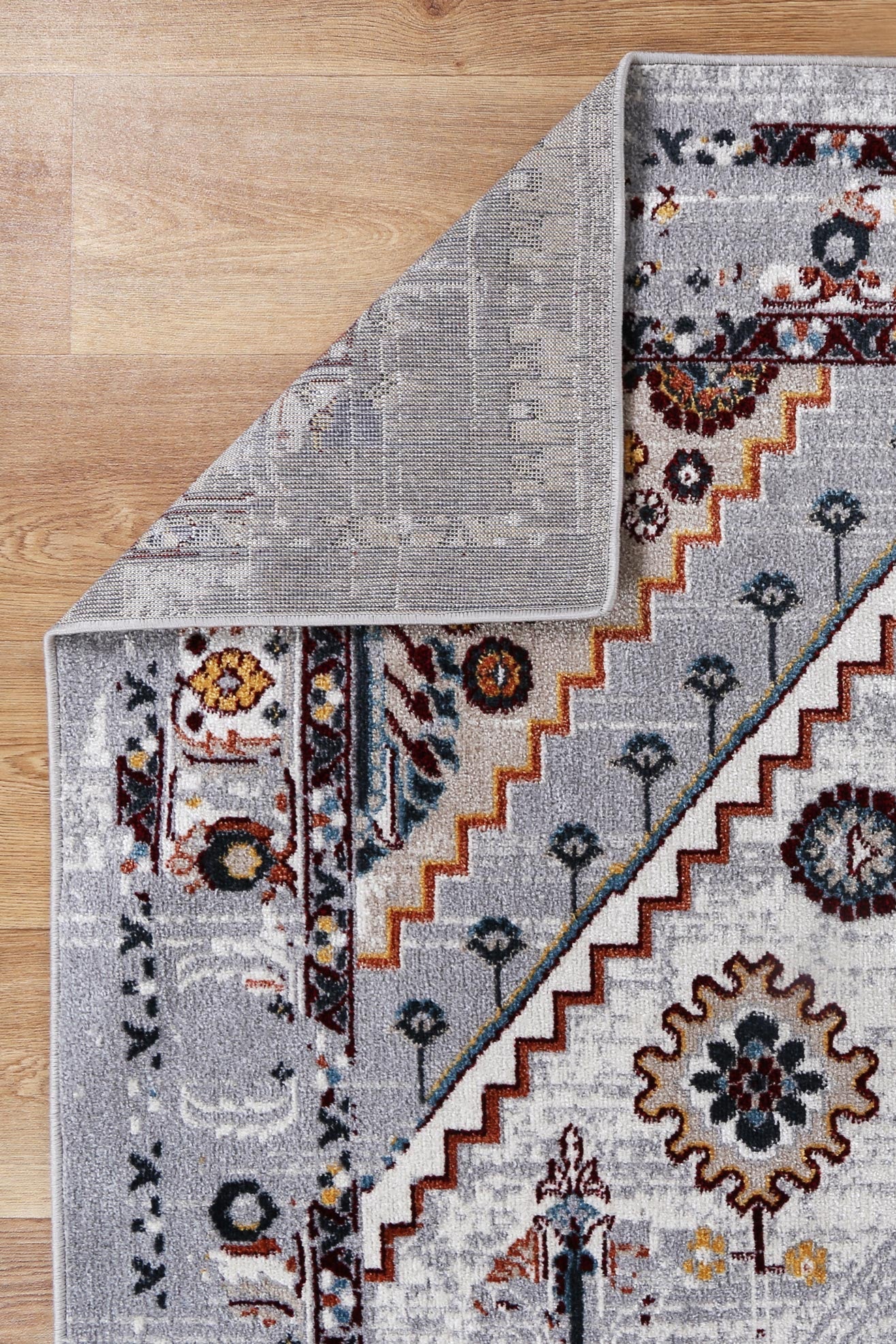 Limani Santos Grey & Rust Traditional Soft Rug
