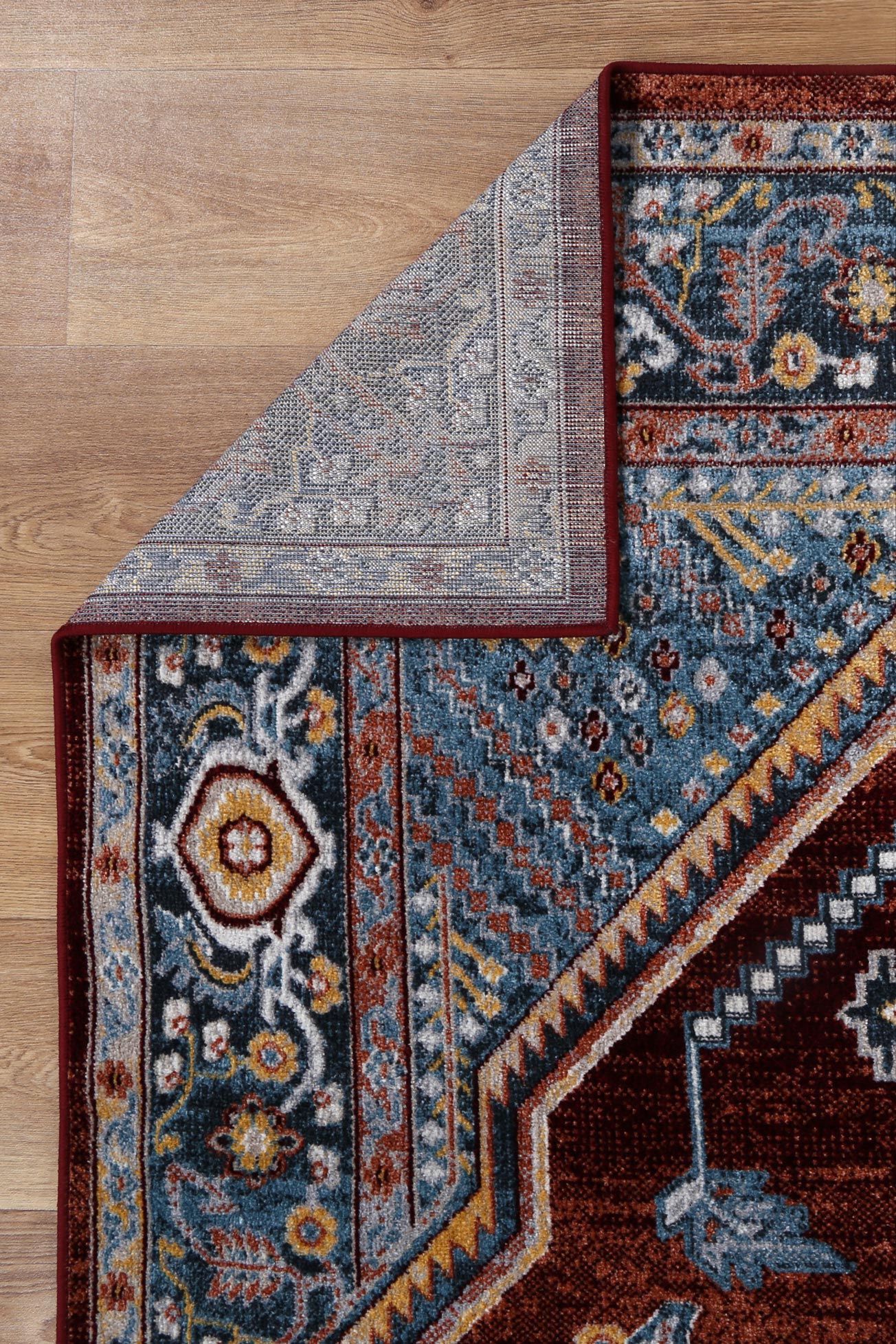 Limani Yingkou Multi Traditional Soft Rug