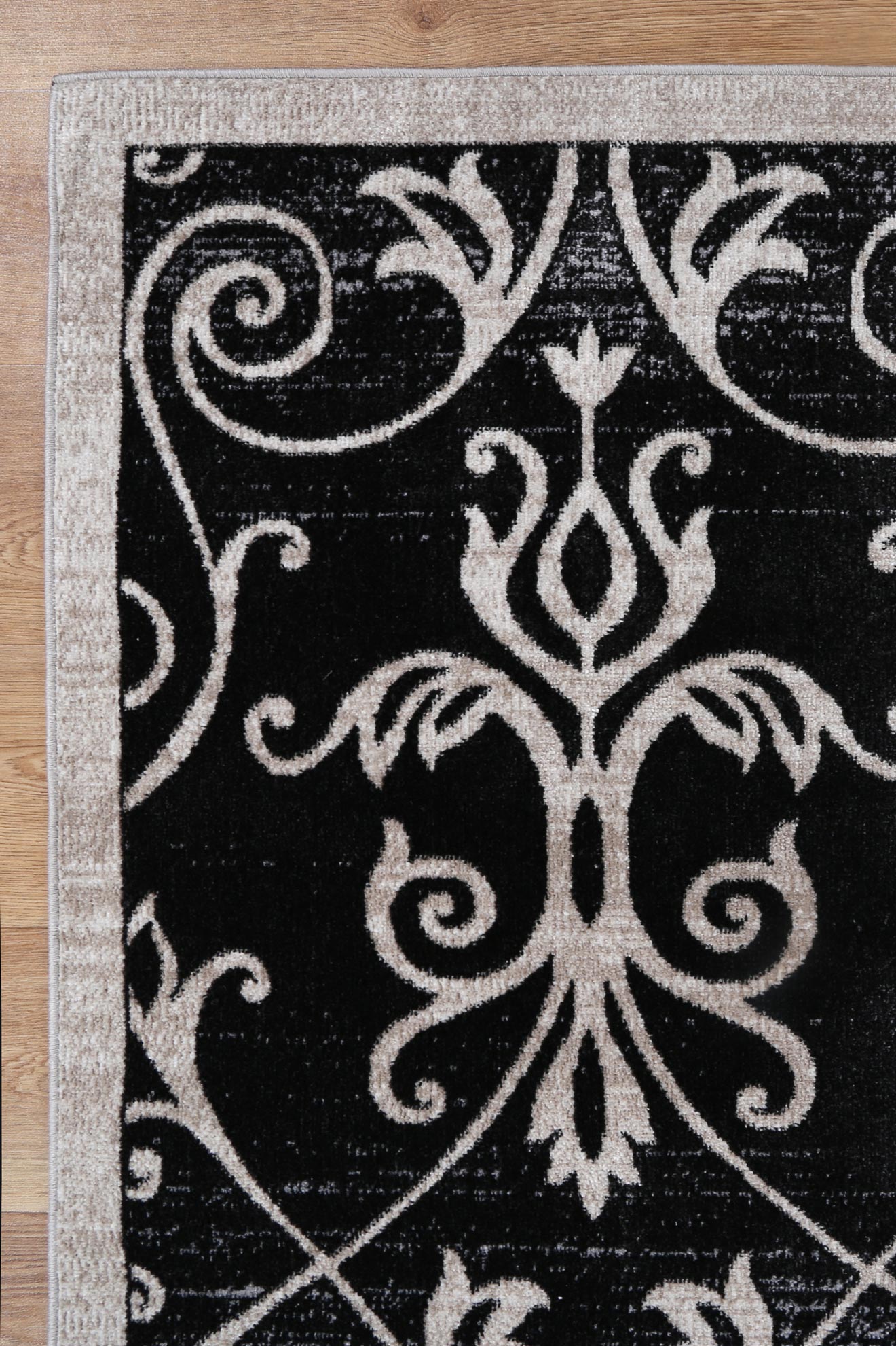 Limani Rizhao Black & Cream Contemporary Soft Rug