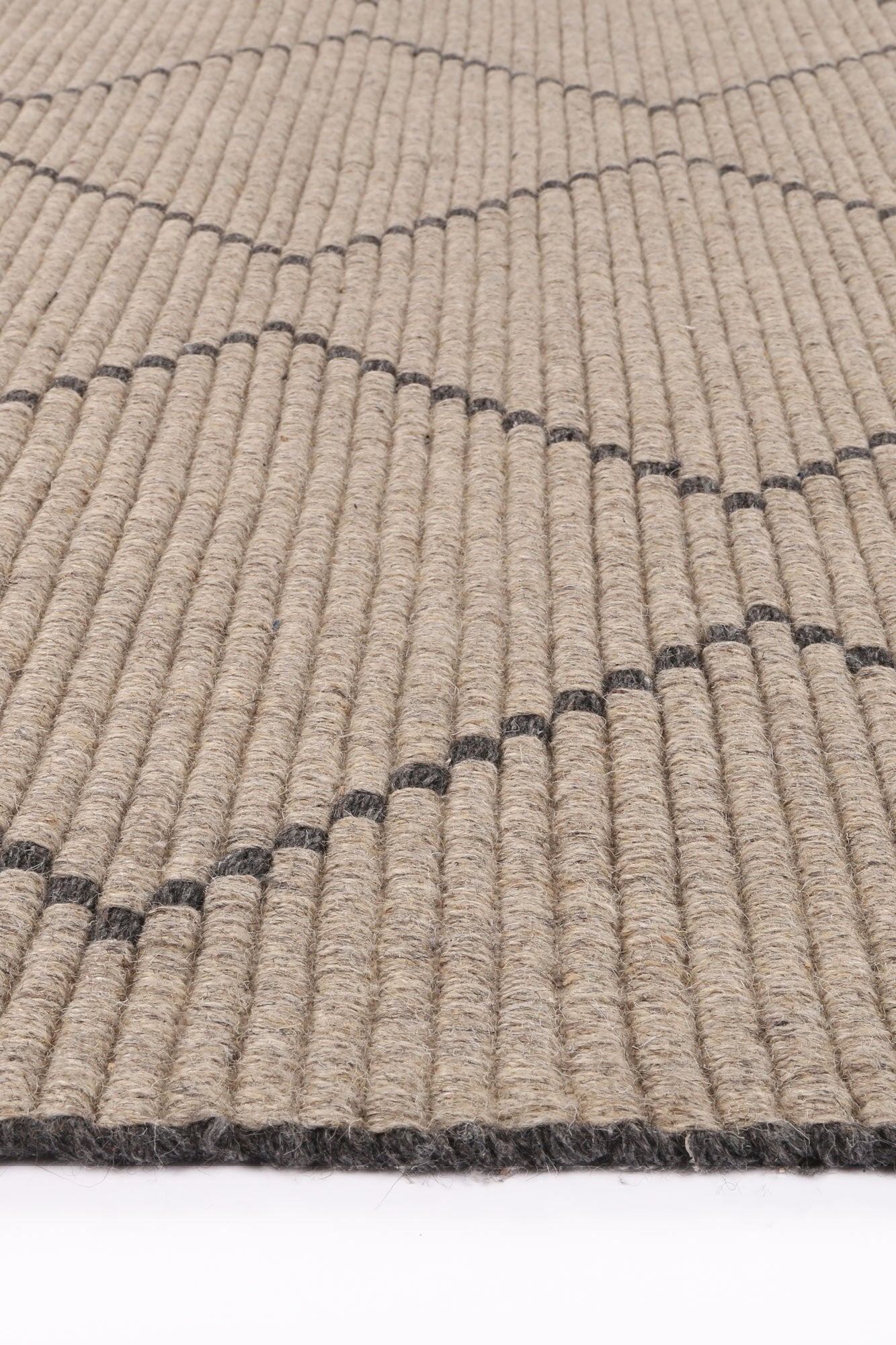 Ash Samira Hand-Tufted Wool-Blend Rug - Nova Rugs