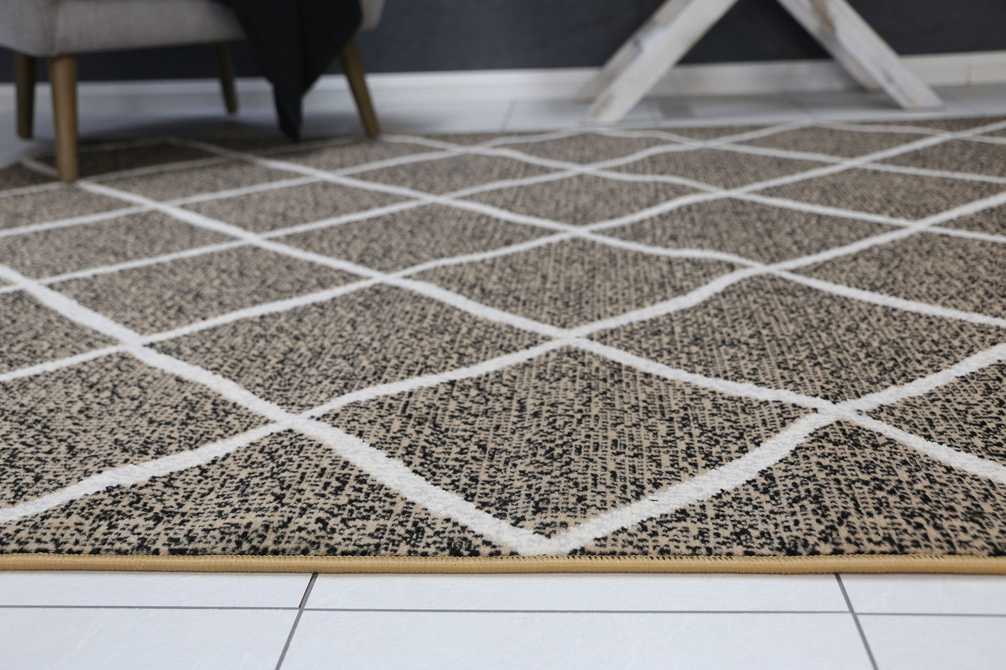 Beige Elise Trellis Rug - Nova Rugs