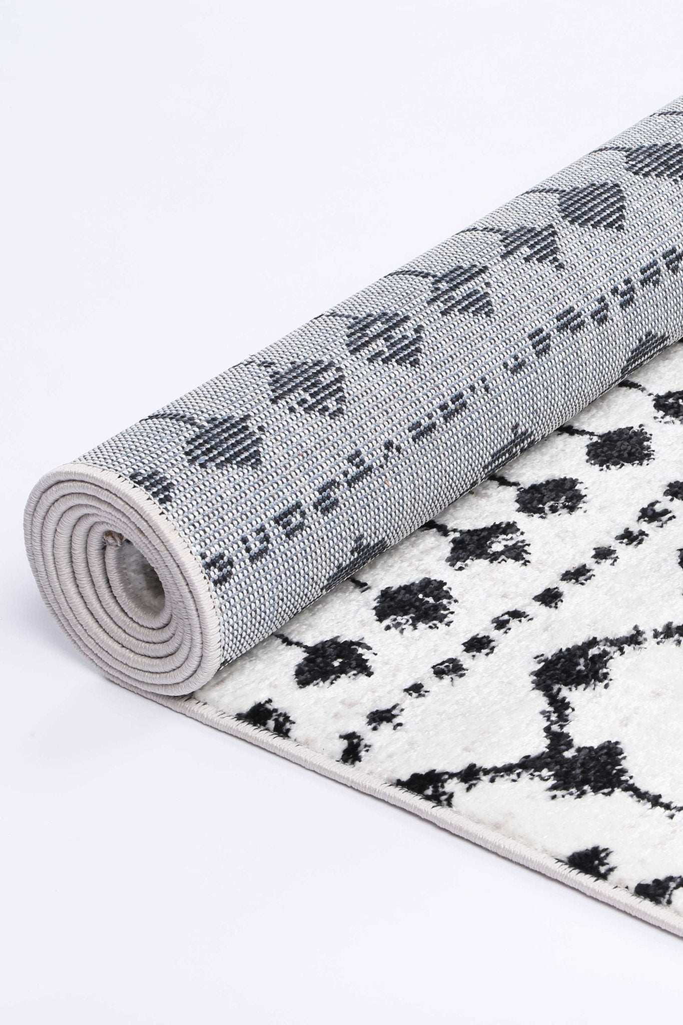 Black & Grey Bergen Nesrin Power Loomed Rug - Nova Rugs