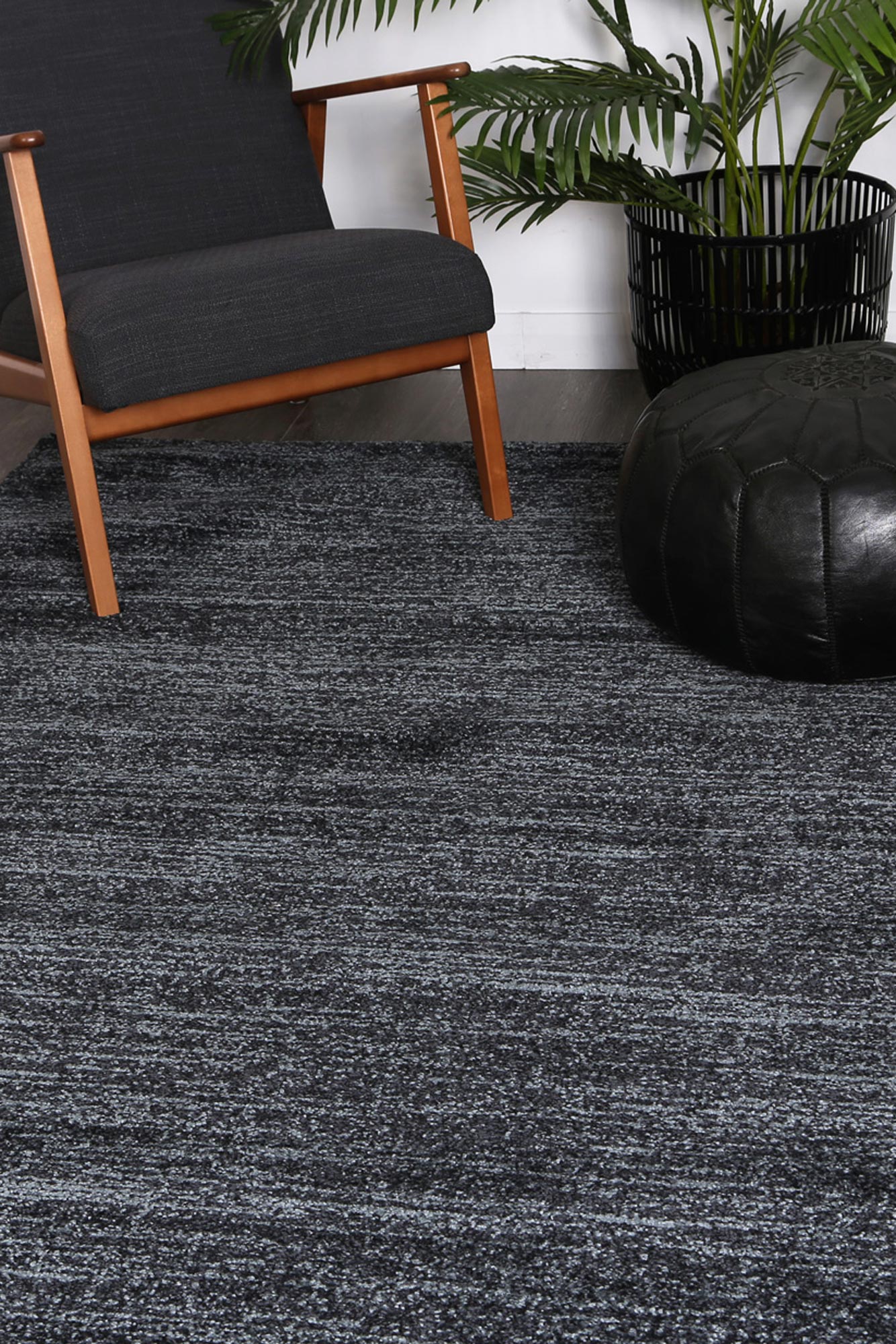 Black Pisa Power-Loomed Rug - Nova Rugs