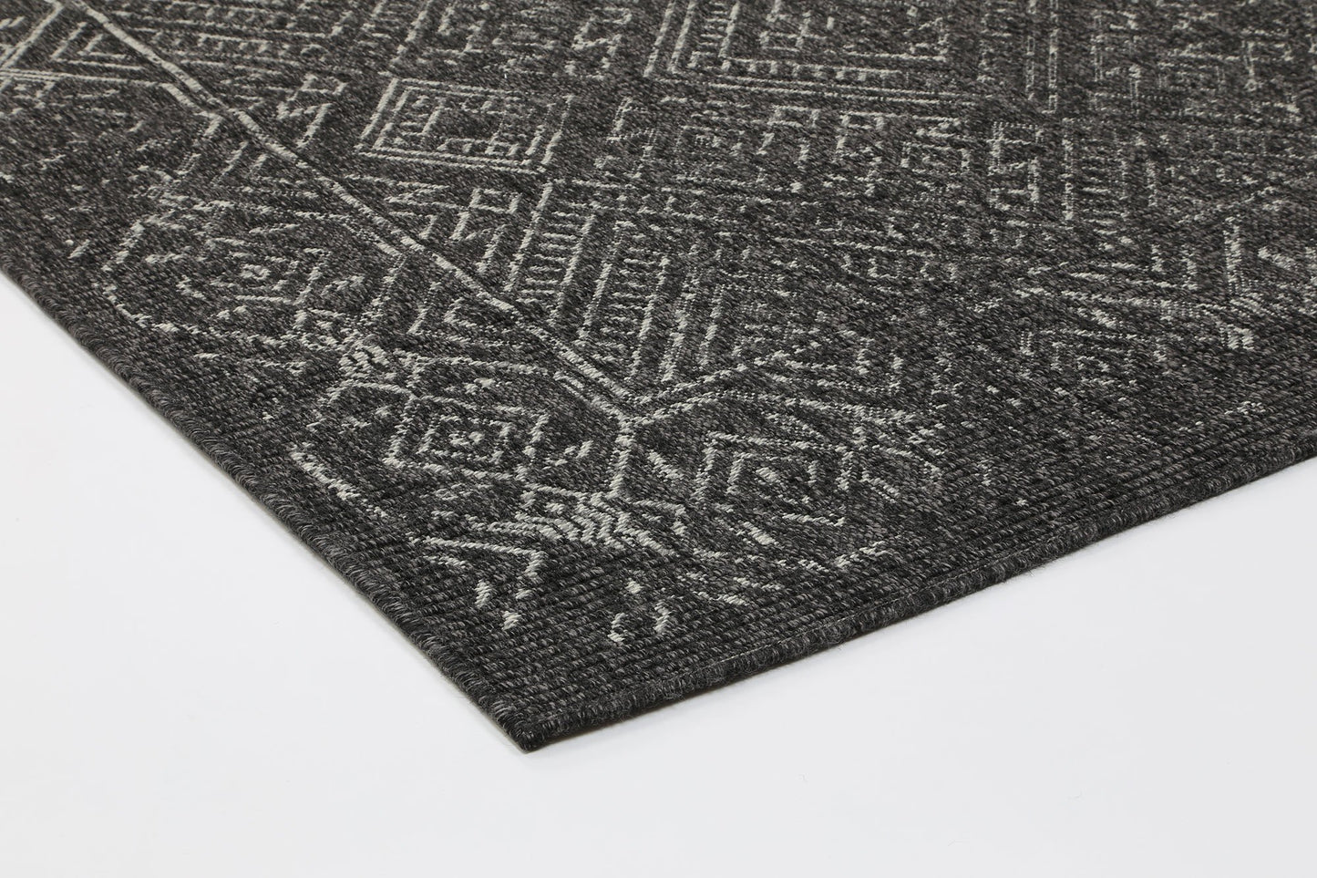 Black Polo Saundra Patio - Nova Rugs