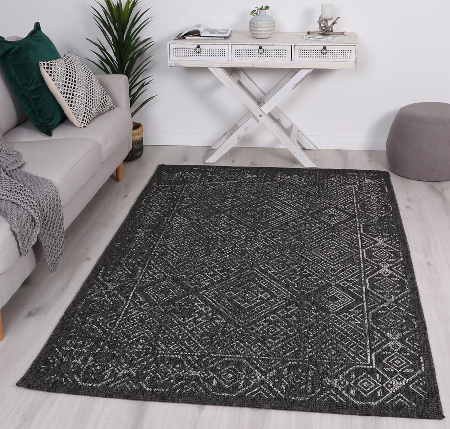 Black Polo Saundra Patio - Nova Rugs