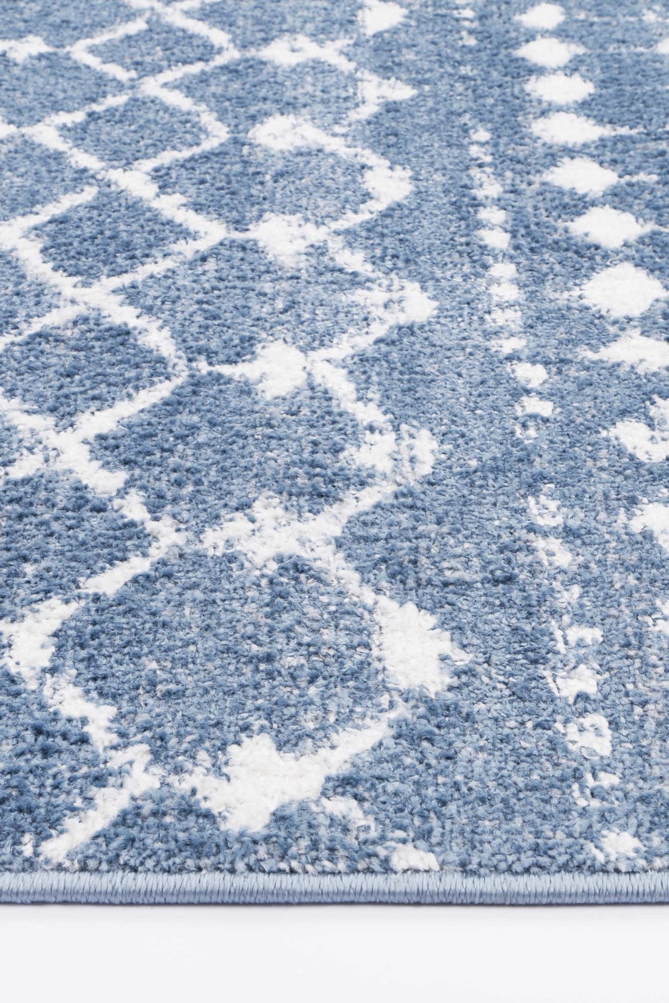 Blue & White Bergen Cennet Power Loomed Rug - Nova Rugs