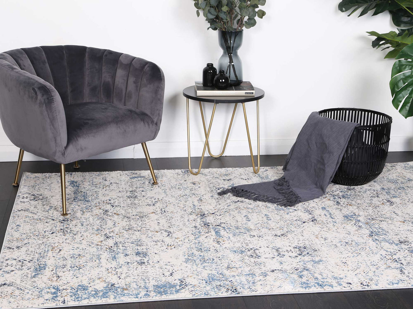 Cream & Navy Blue Expressions Ikat Rug - Nova Rugs