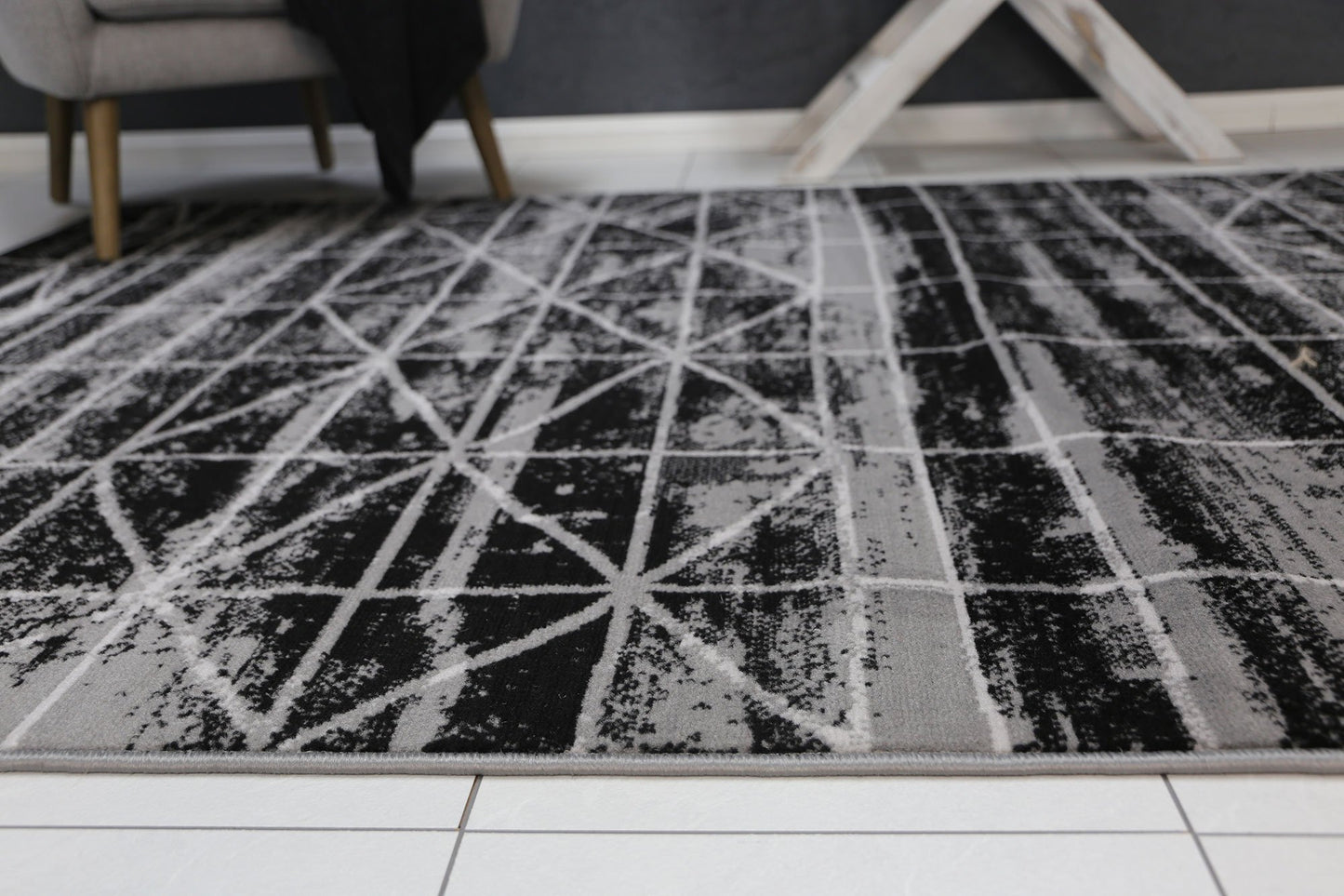 Dark Grey Elise Sketch Rug - Nova Rugs