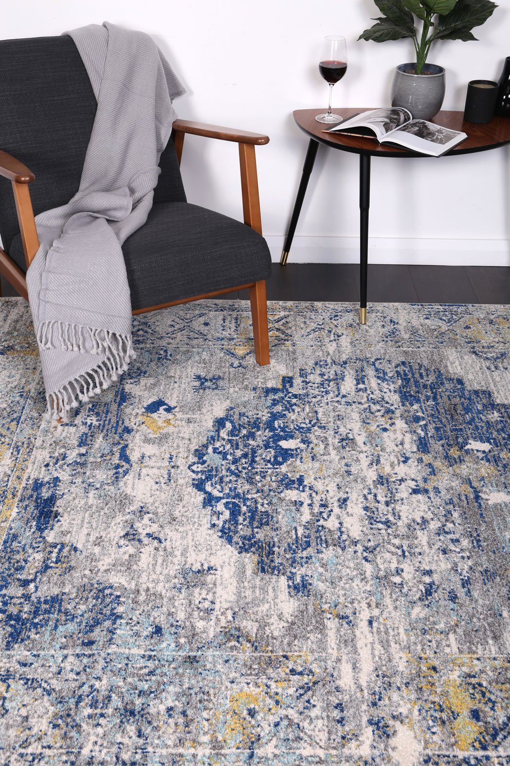 Grey & Navy Blue Delicate Distressed Rug - Nova Rugs