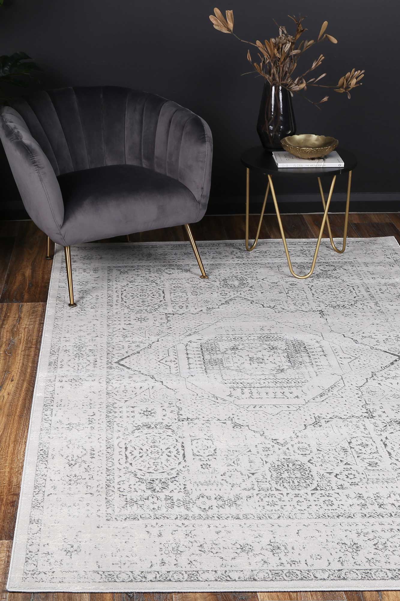 Isaiah Grey Traditional Rug - Nova Rugs