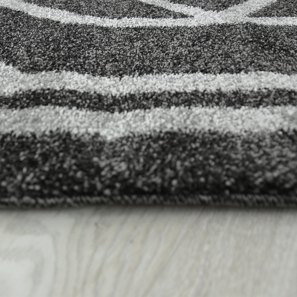 Martha Modern Rug, Black - Nova Rugs