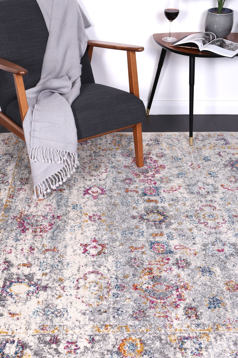 Multi-Coloured Delicate Traditional Rug - Nova Rugs