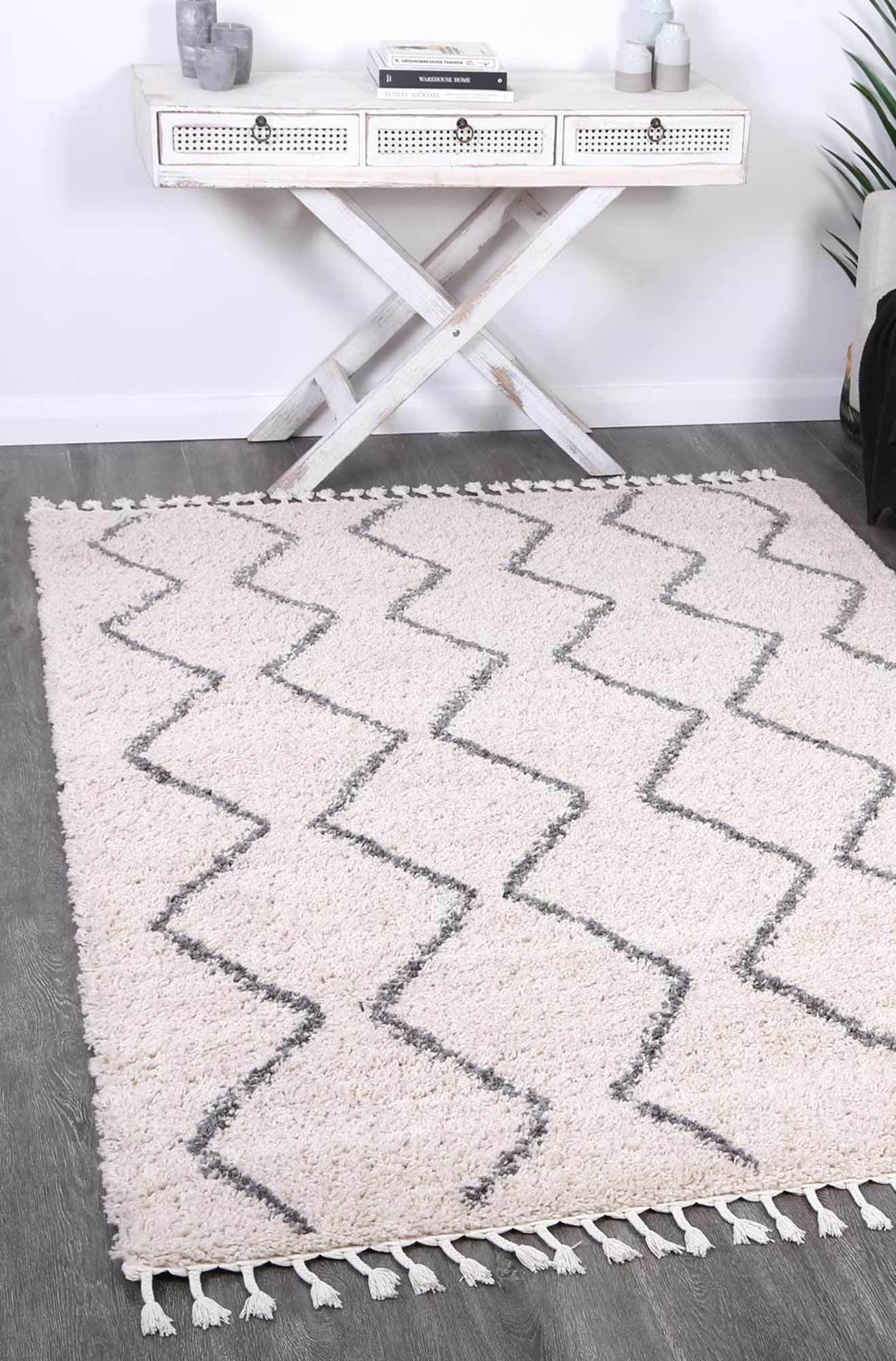Raziya Shag Rug, Cream - Nova Rugs