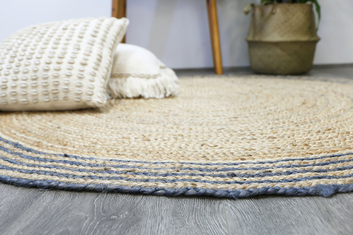 Rowan Round Jute Rug, Grey - Nova Rugs