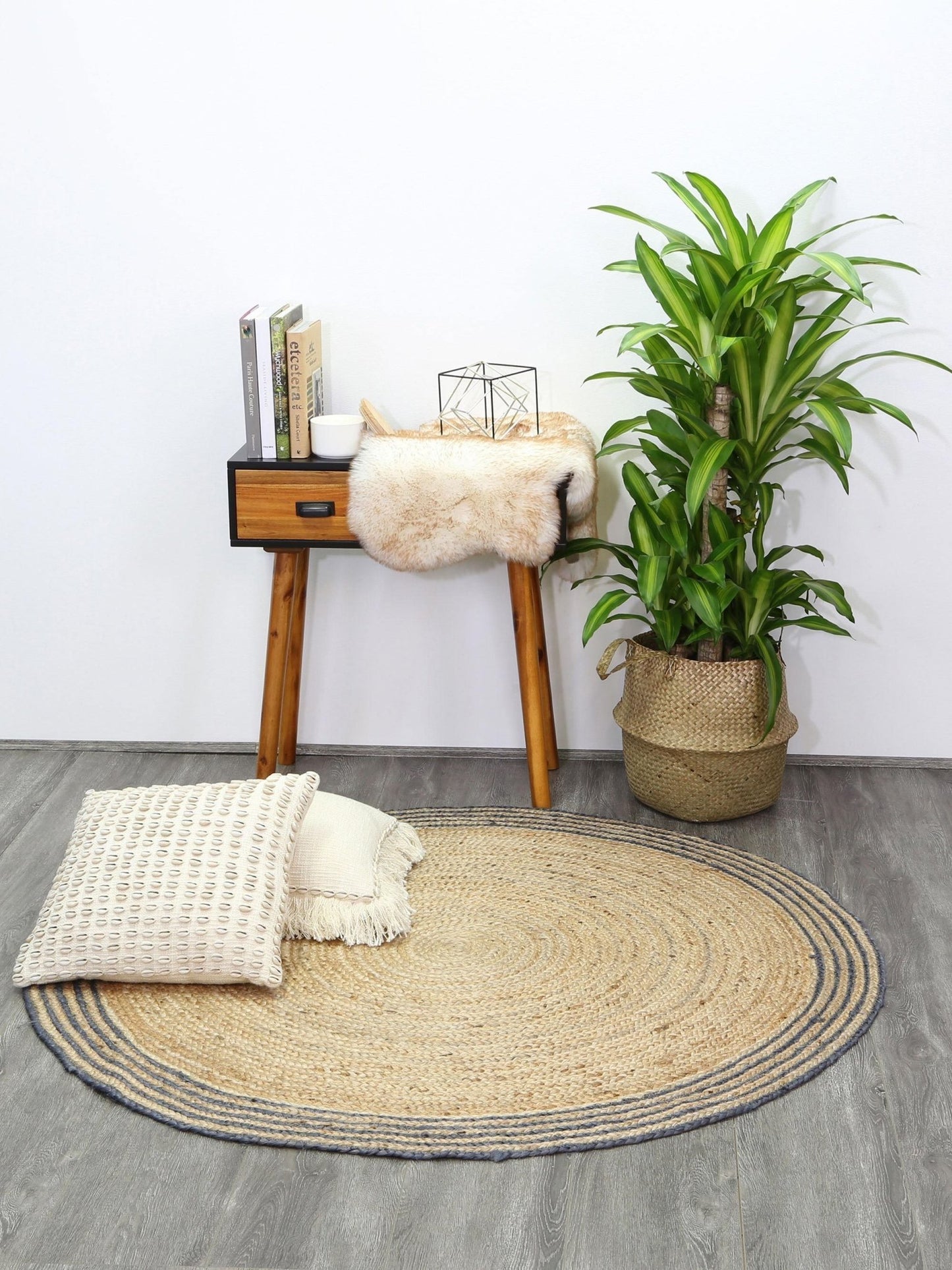 Rowan Round Jute Rug, Grey - Nova Rugs