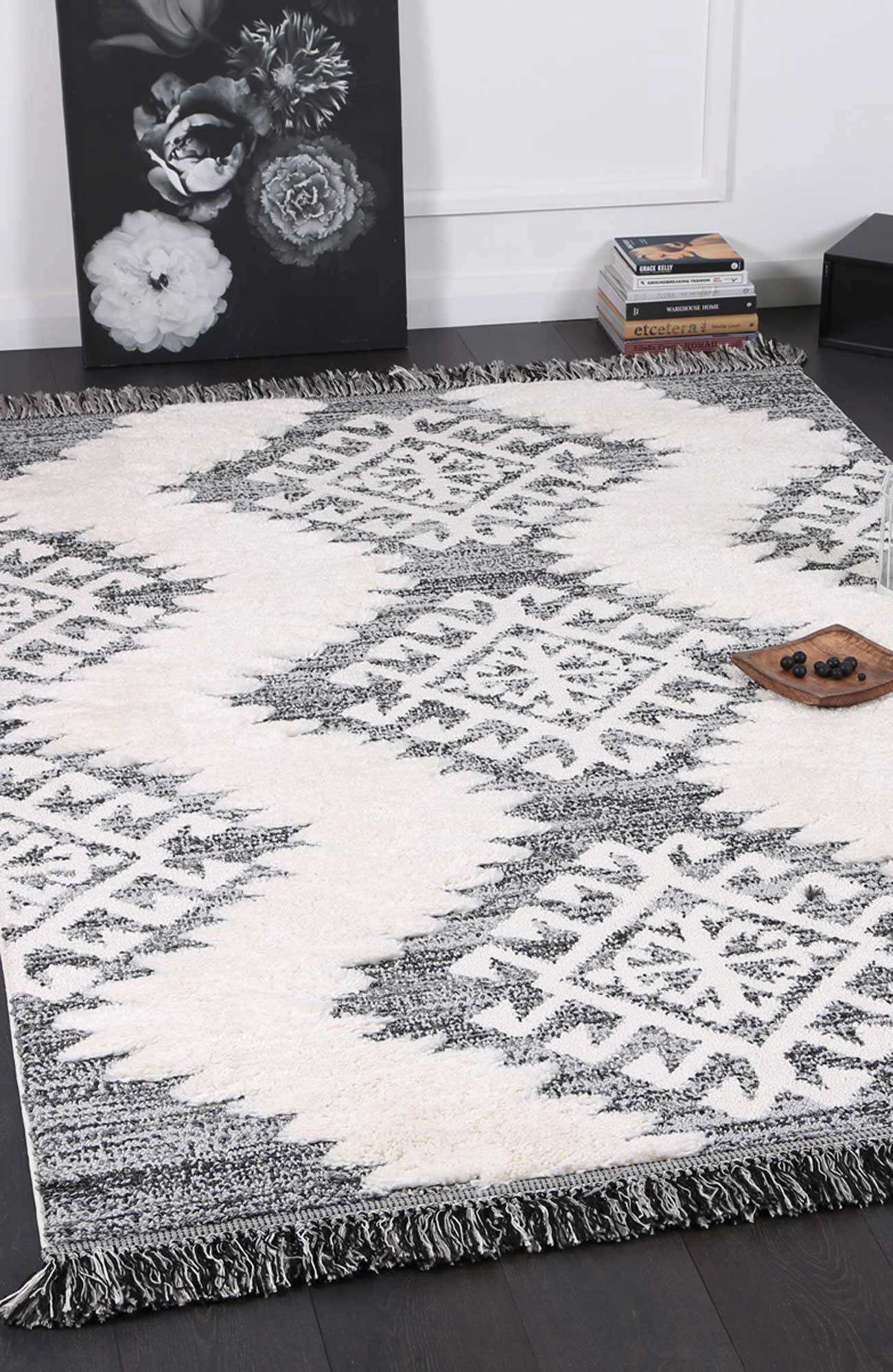 Seralto Tribal Rug - Nova Rugs