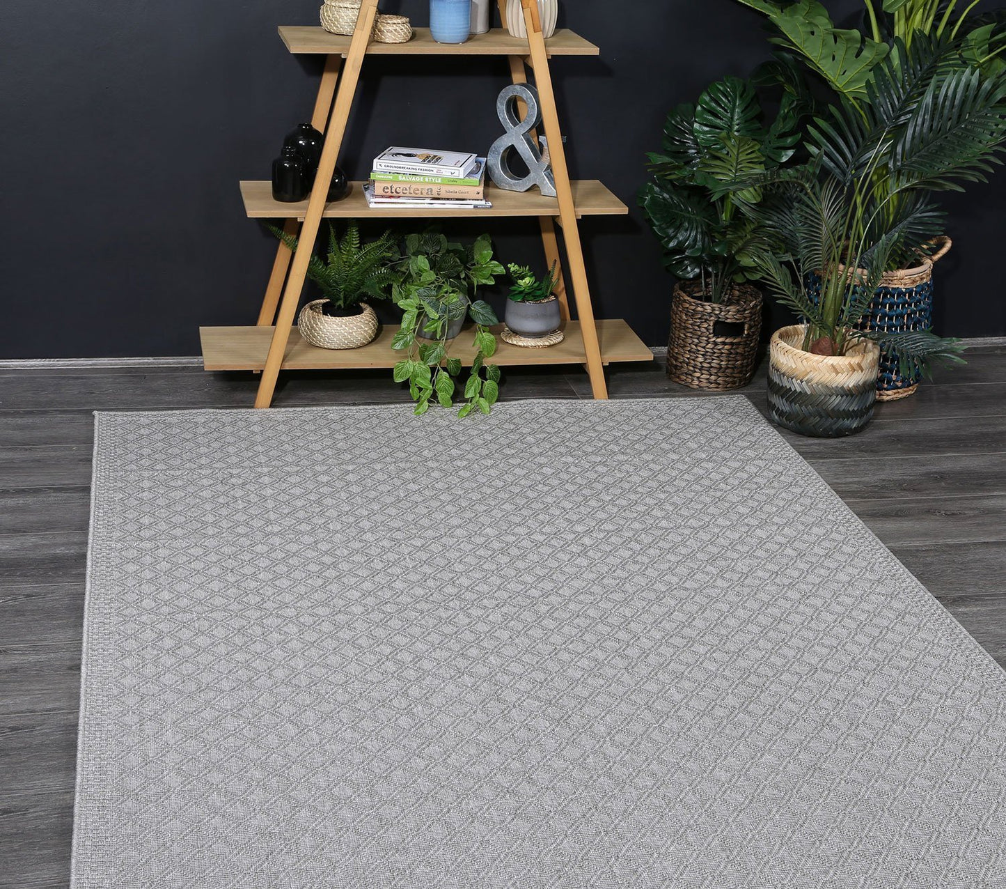Silver Sydney Varanda Diamond Rug - Nova Rugs