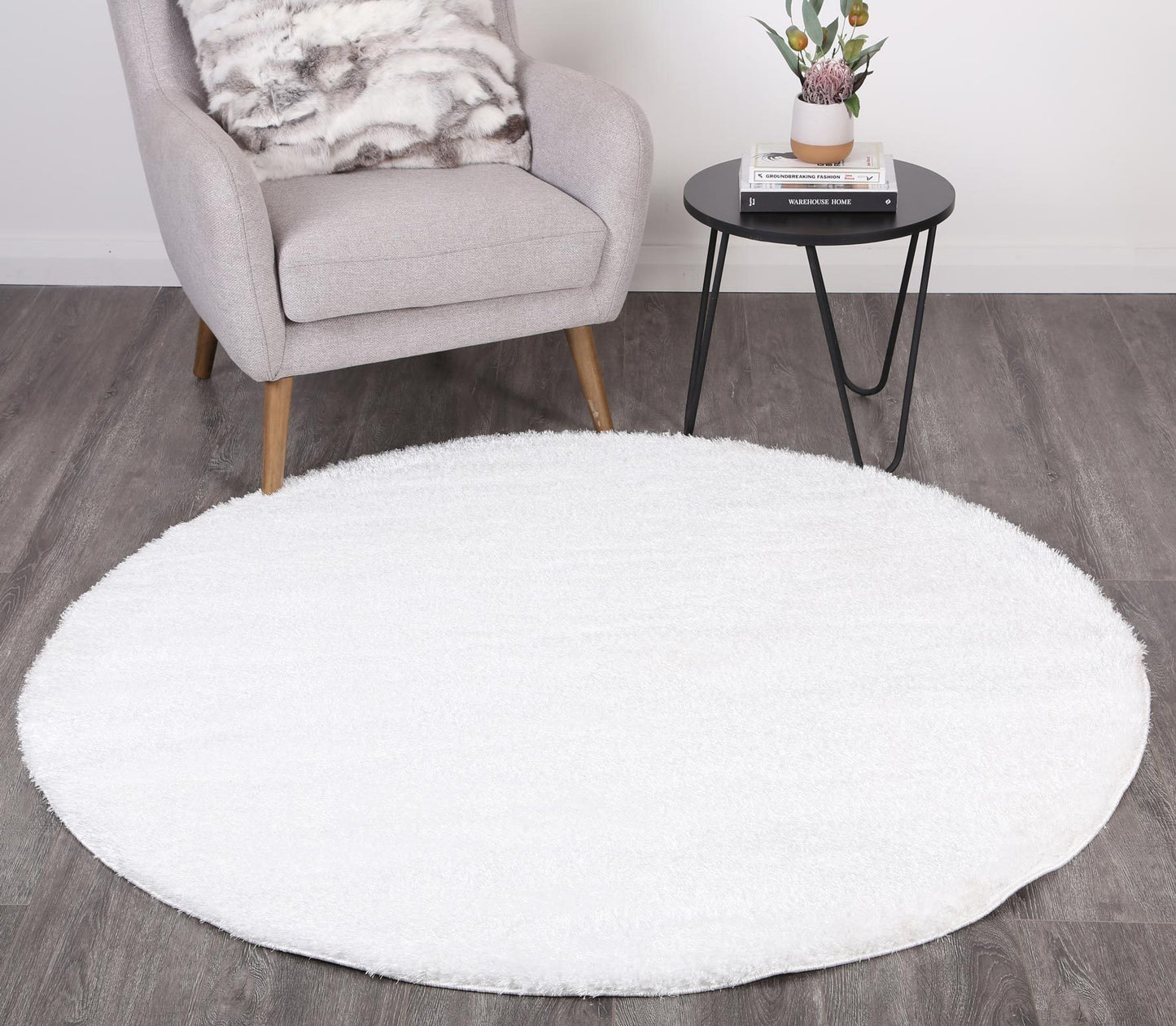 White Eden Soft Shag Round Rug - Nova Rugs