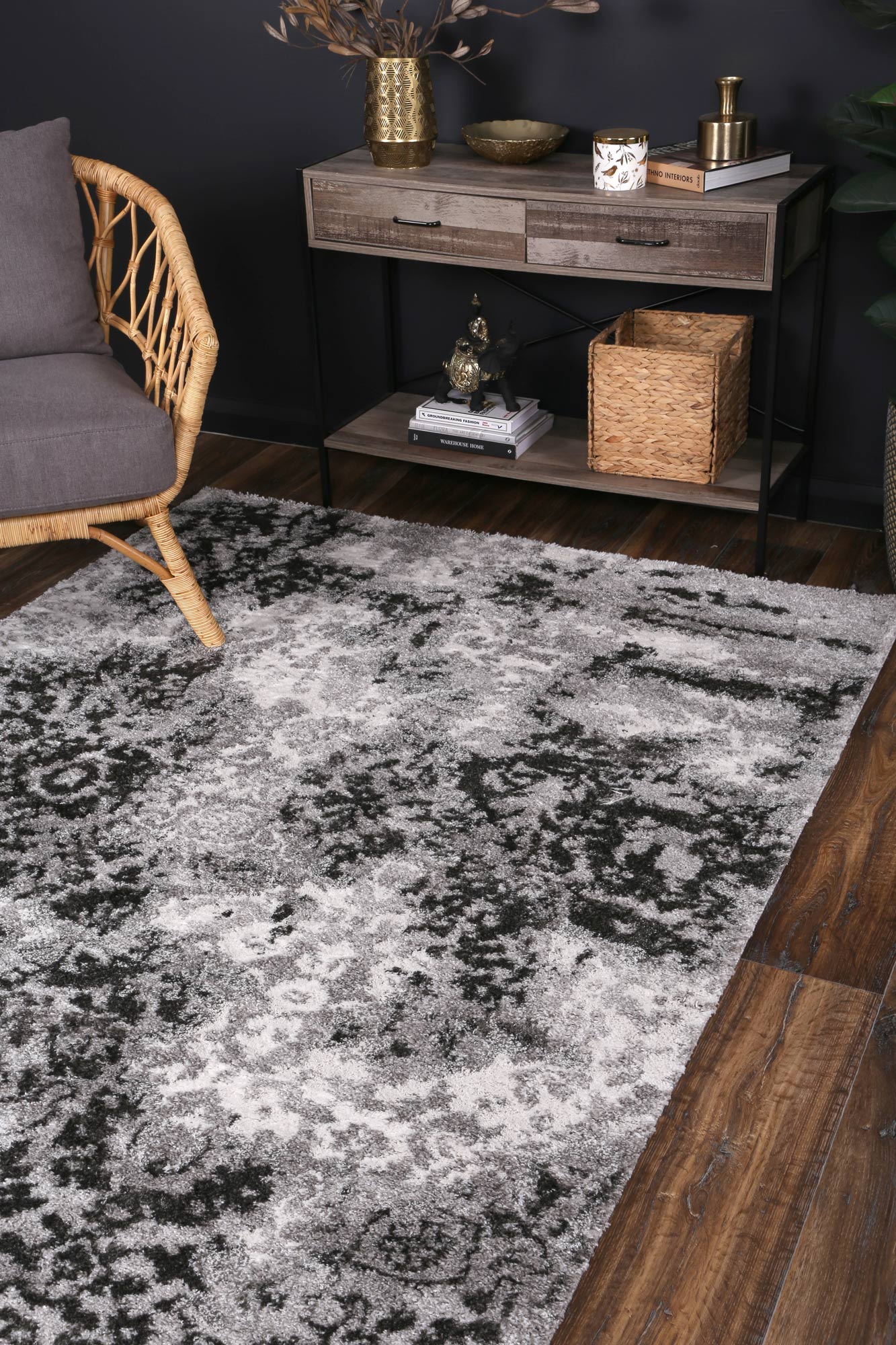 Yuzil Dark Grey Transitional Rug - Nova Rugs