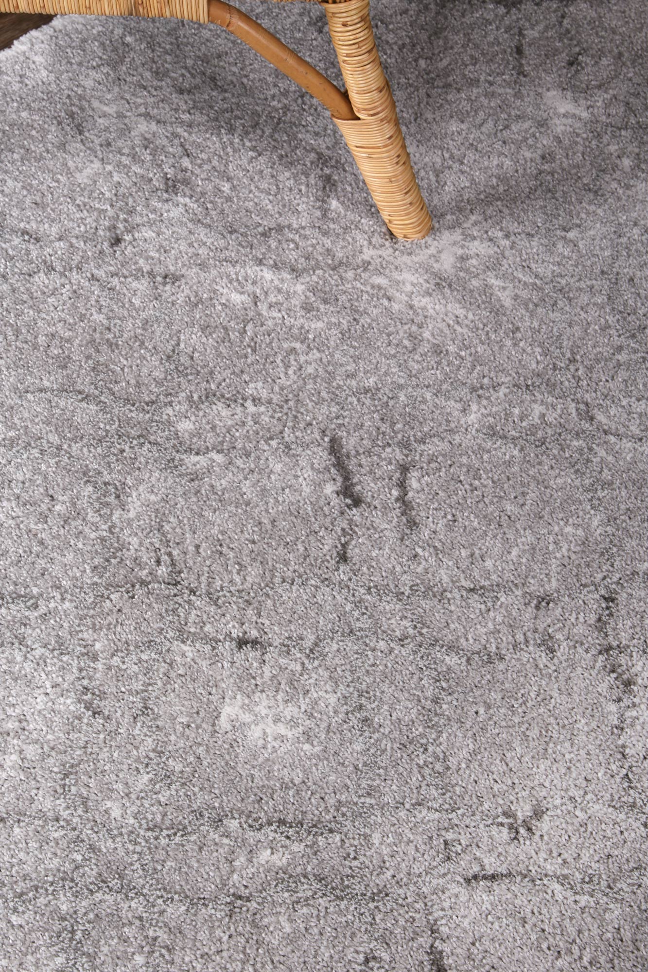 Yuzil Grey Transitional Rug - Nova Rugs