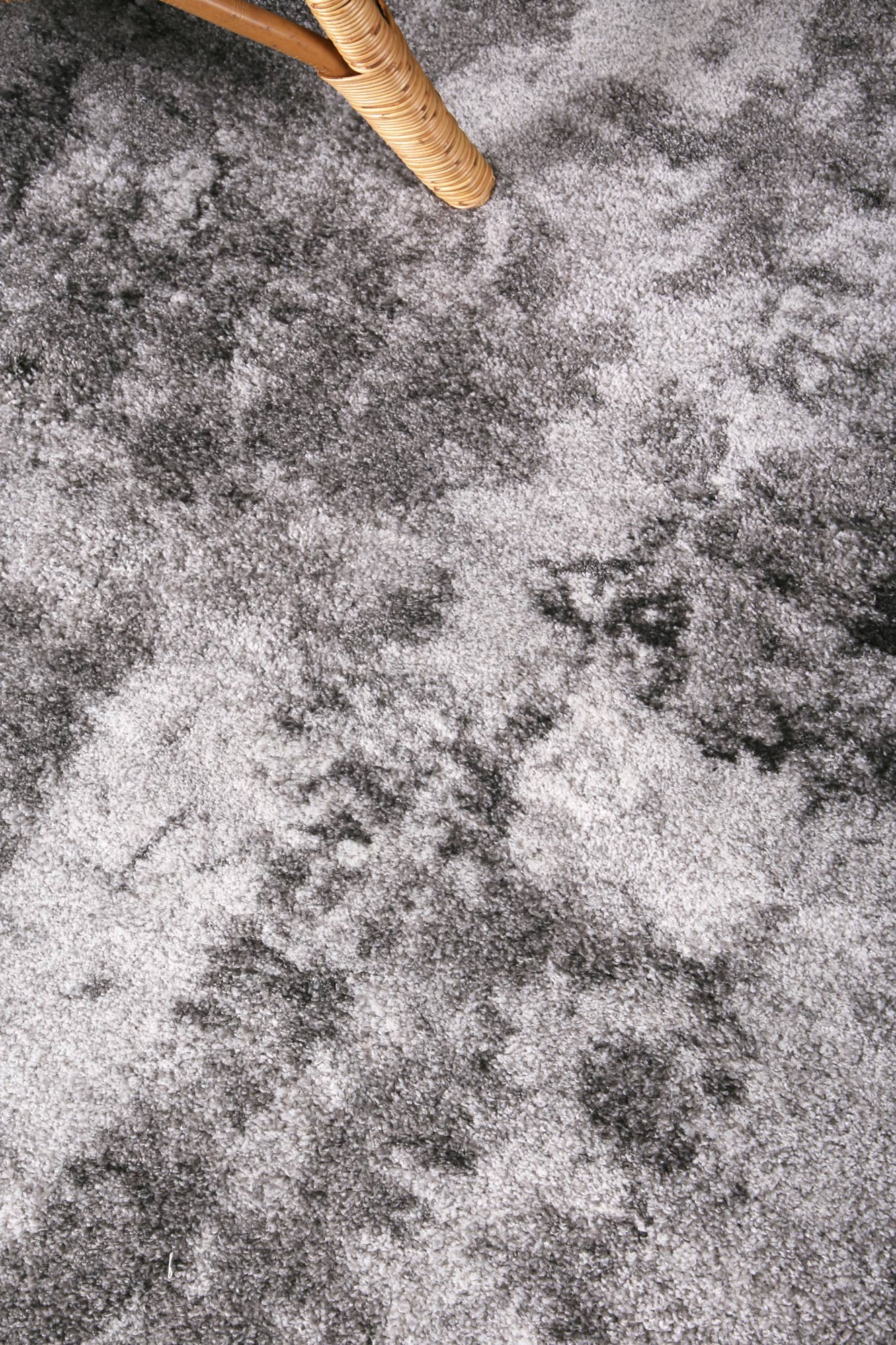 Yuzil White Grey Abstract Rug - Nova Rugs