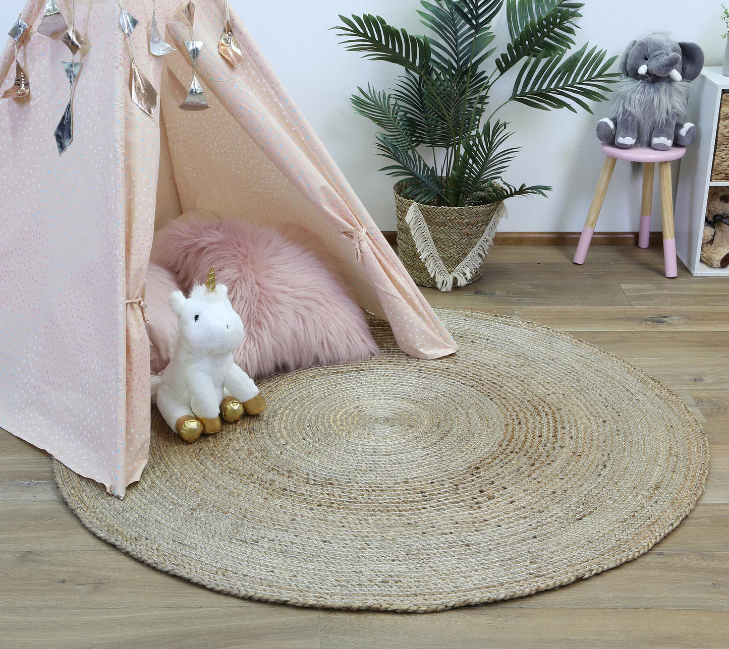 Zari Jute Round Rug, Silver - Nova Rugs