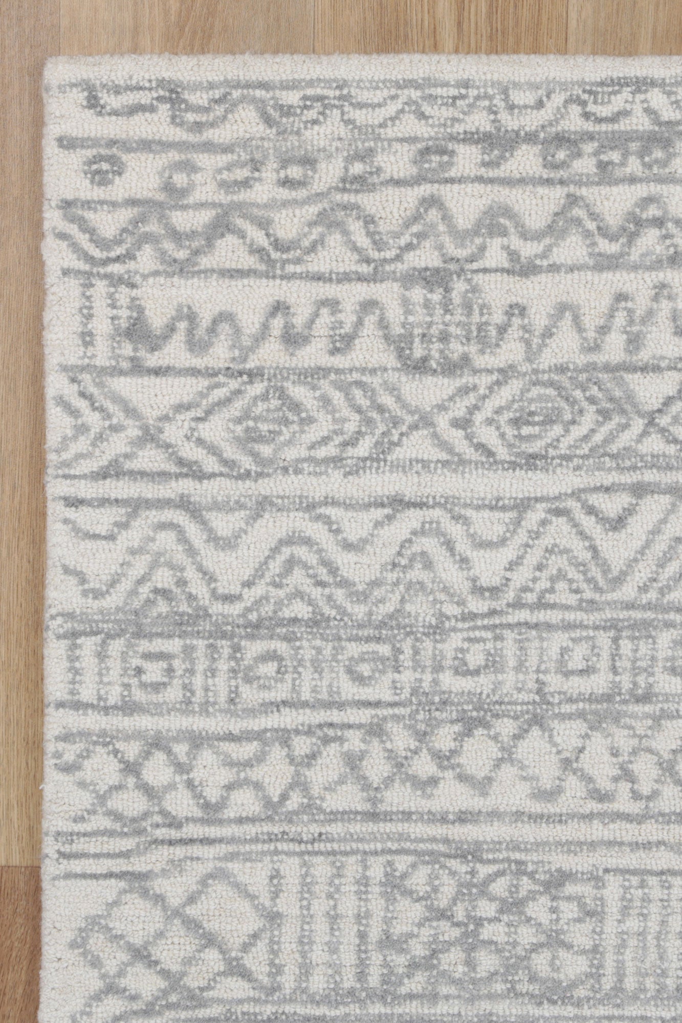 Posy Inca 01B Grey Wool Rug