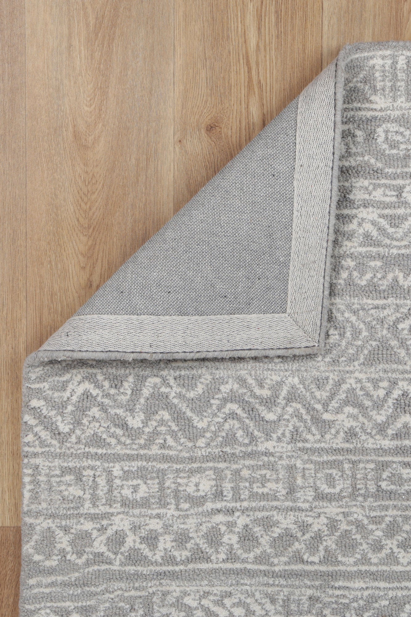 Posy Inca 01D ASH Wool Rug