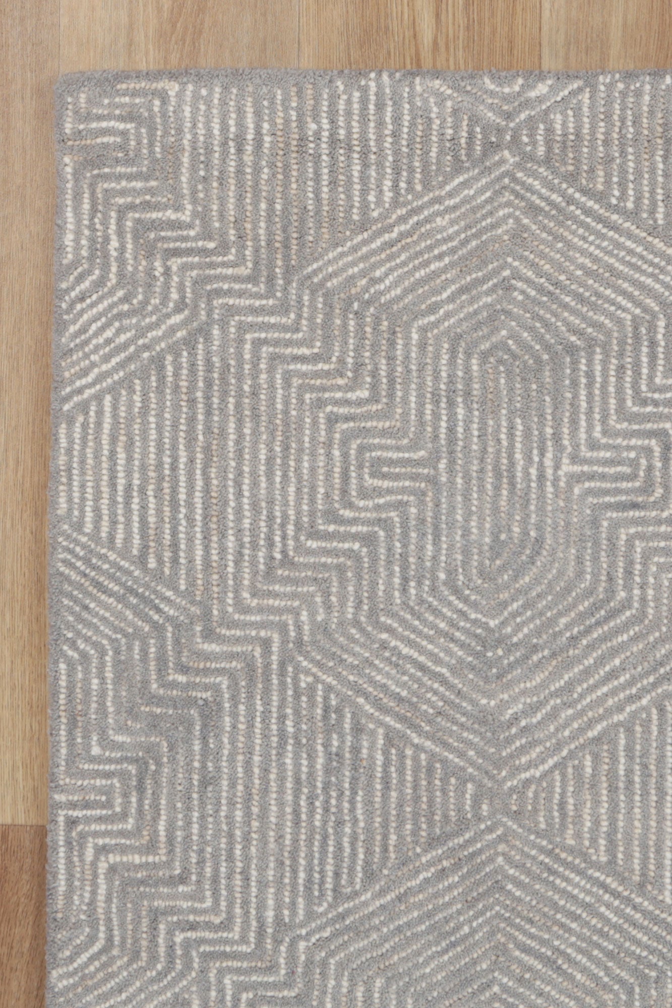 Posy Aquila 06D Ash Rug Wool Rug