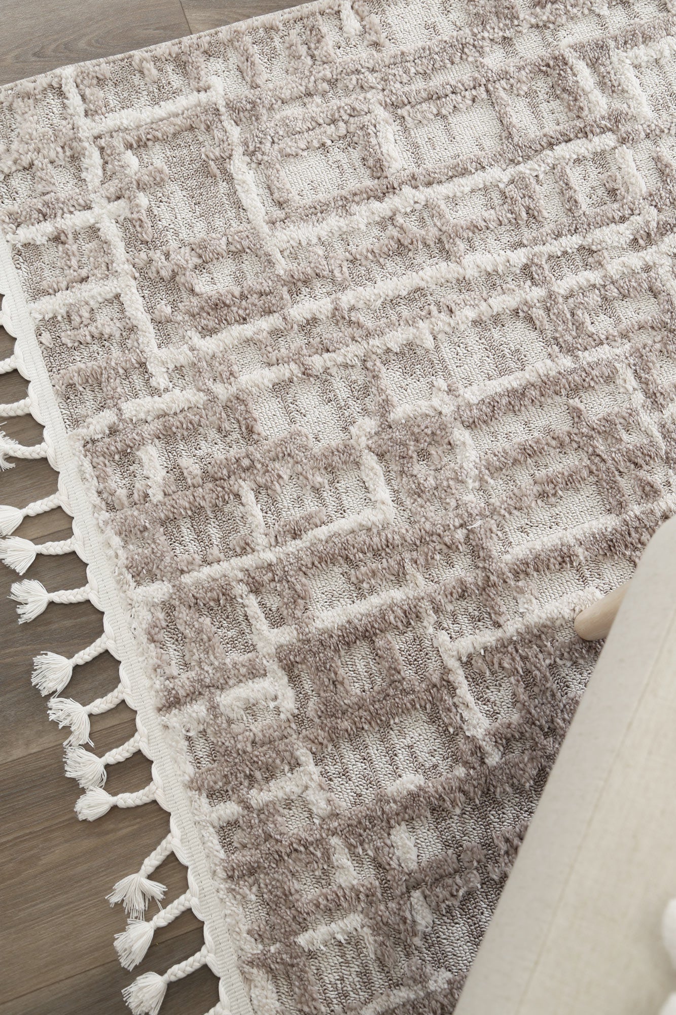 Bilbao Kubra Contemporary Beige Rug