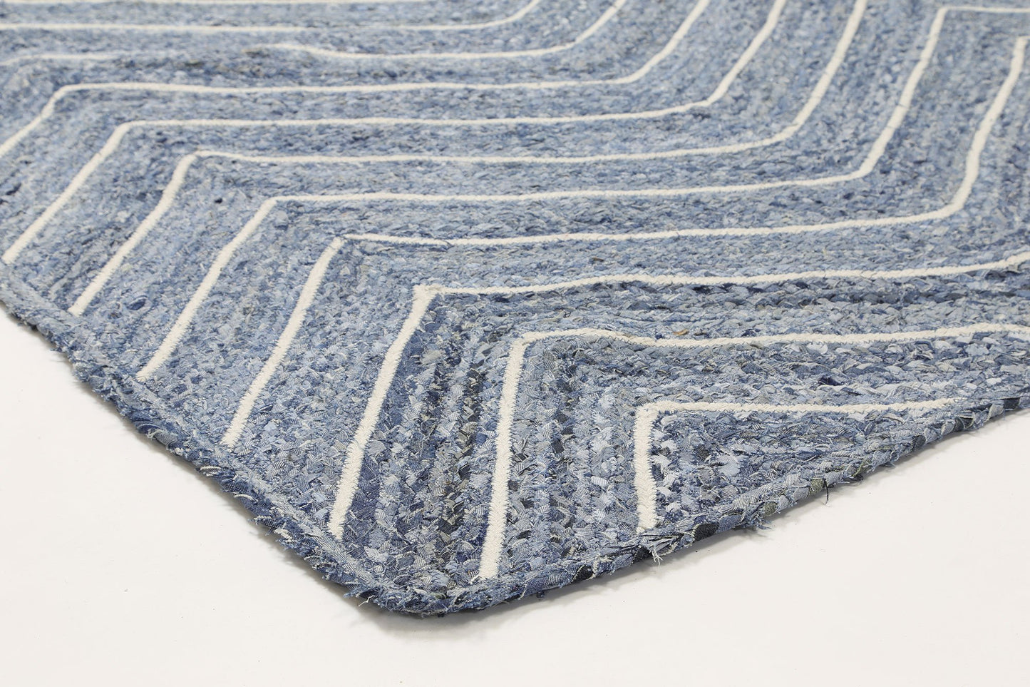 ARTISAN CHEVRON DENIM - Nova Rugs