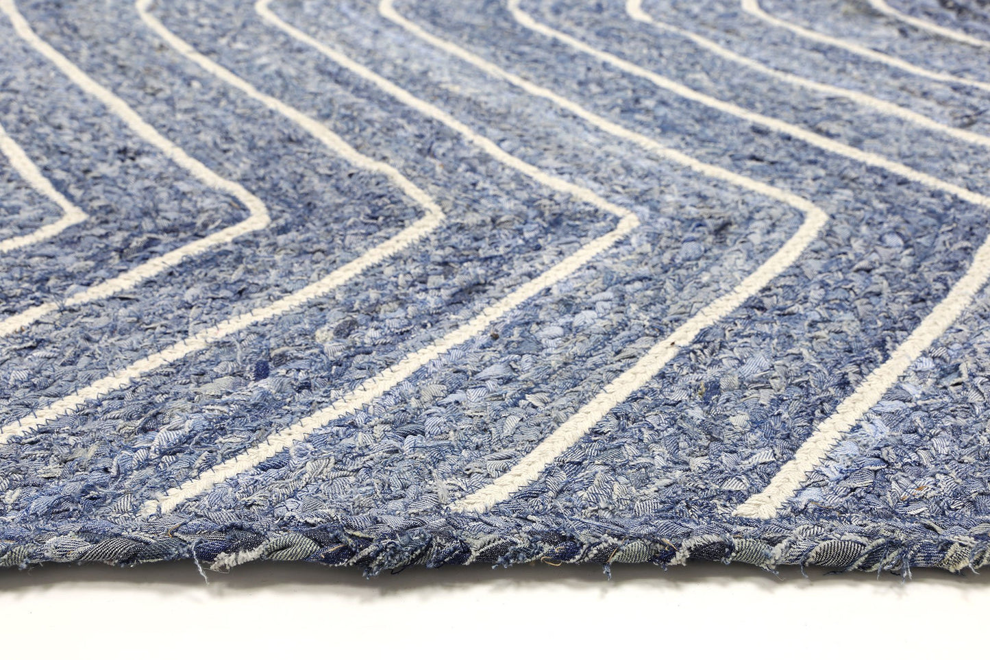 ARTISAN CHEVRON DENIM - Nova Rugs