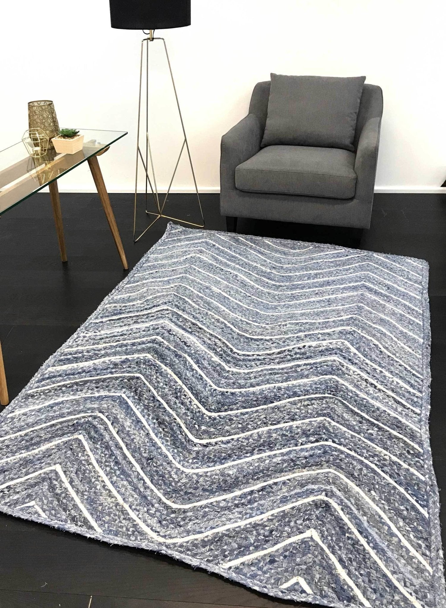 ARTISAN CHEVRON DENIM - Nova Rugs