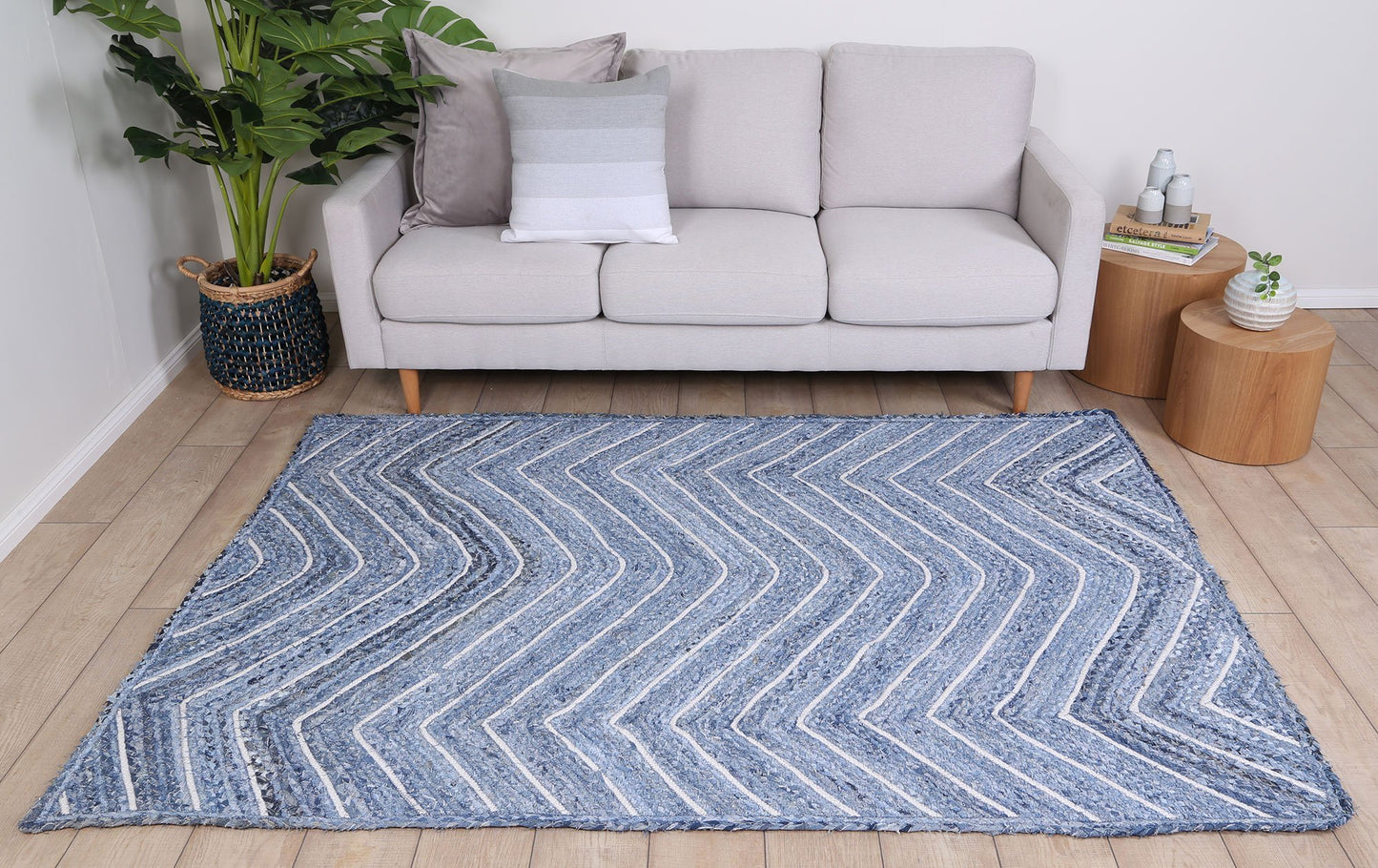 ARTISAN CHEVRON DENIM - Nova Rugs