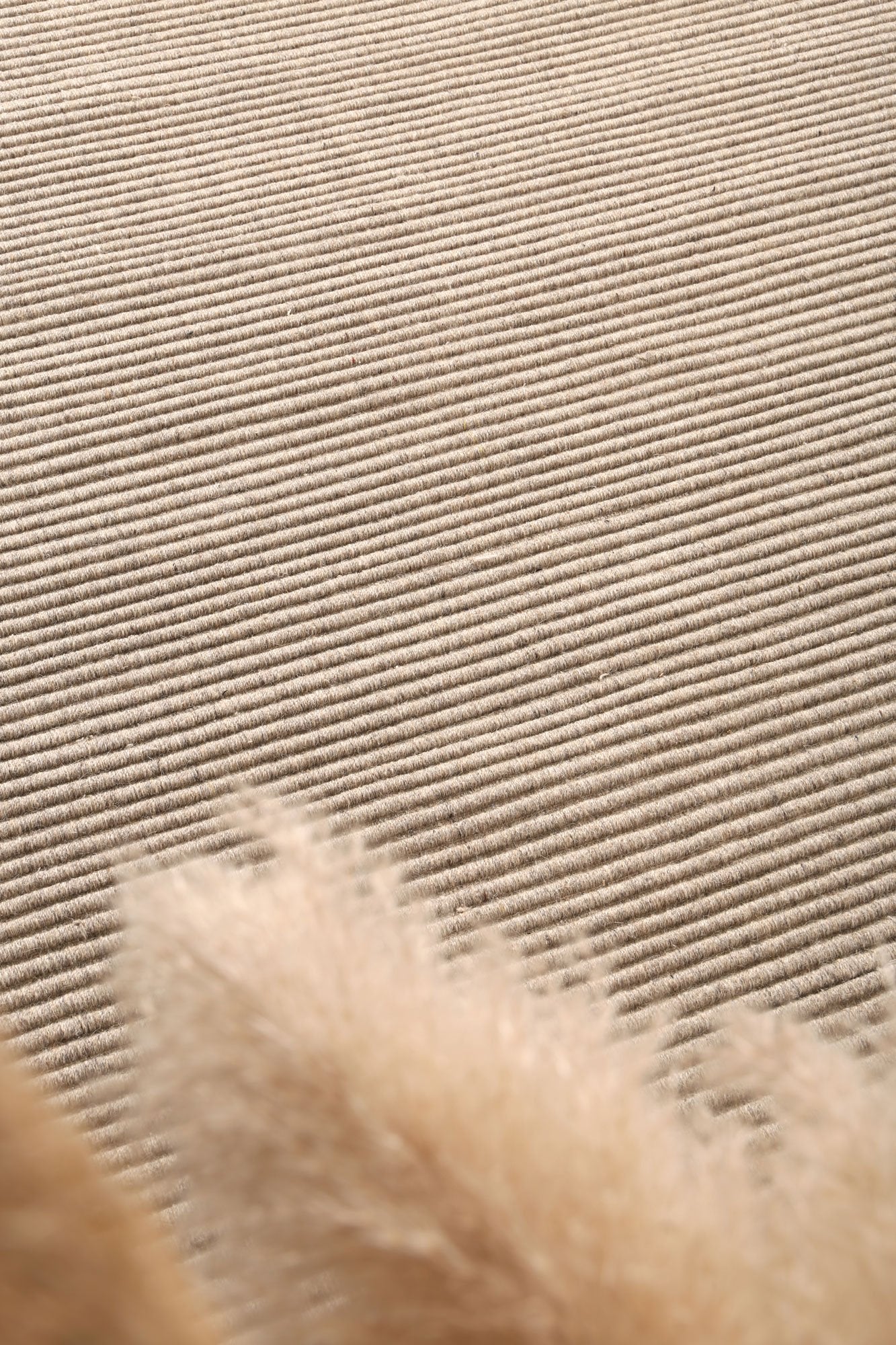 Ash Padma Hand-Tufted Wool-Blend Rug - Nova Rugs