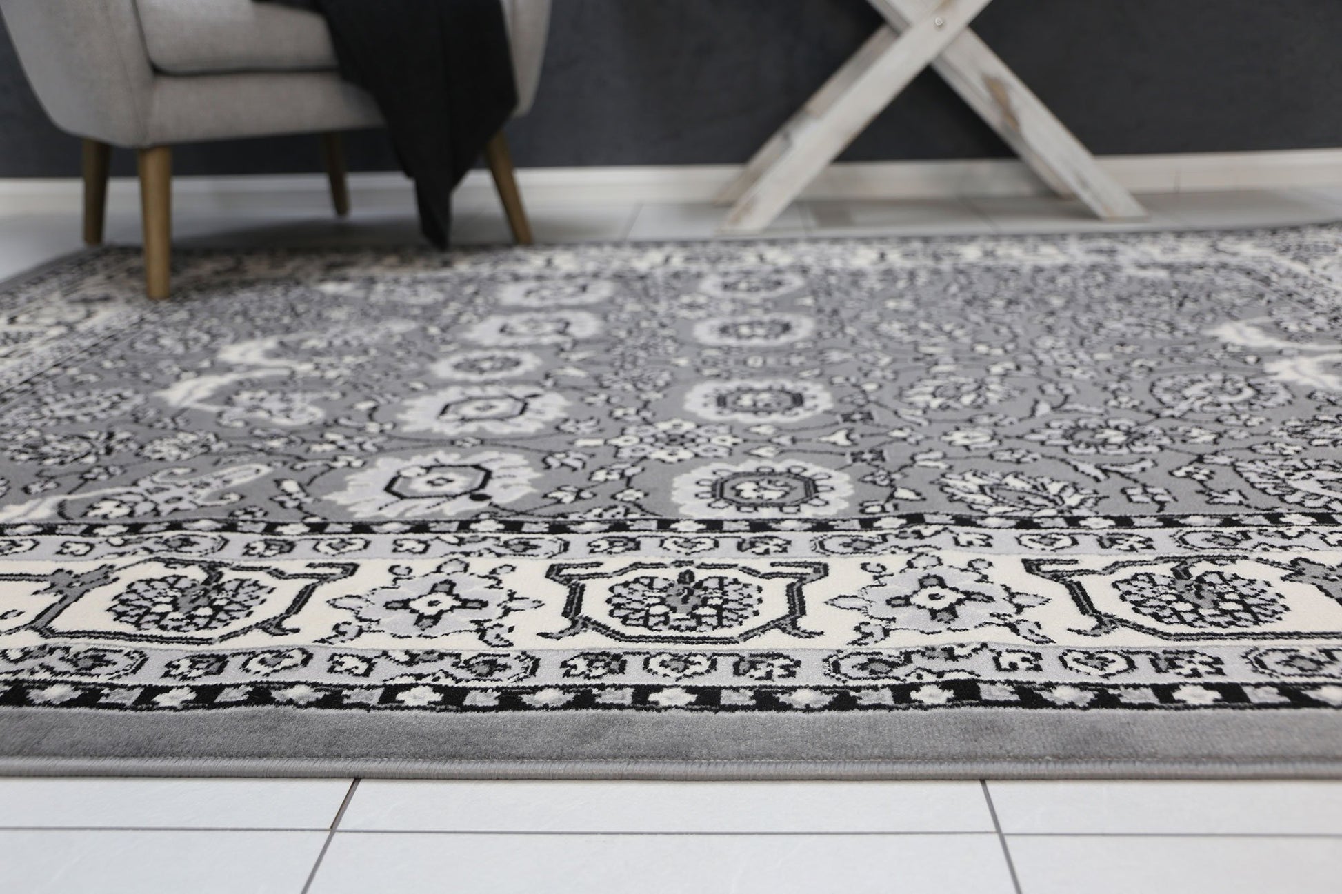 Grey Elise Classic Floral Rug - Nova Rugs